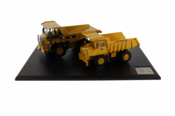 1/50 CAT Off-Highway Truck Evolution Series