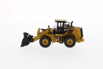 1/64 CAT 950M Wheel Loader - Image 4