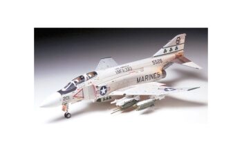 1/32 F-4J Phantom II Marines